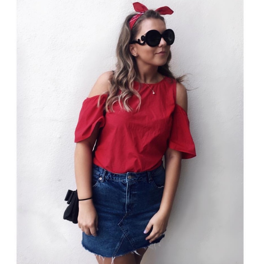 Red off the shoulder top, open back. Size L